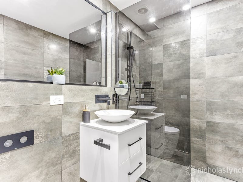 Property Gallery Thumbnail 6