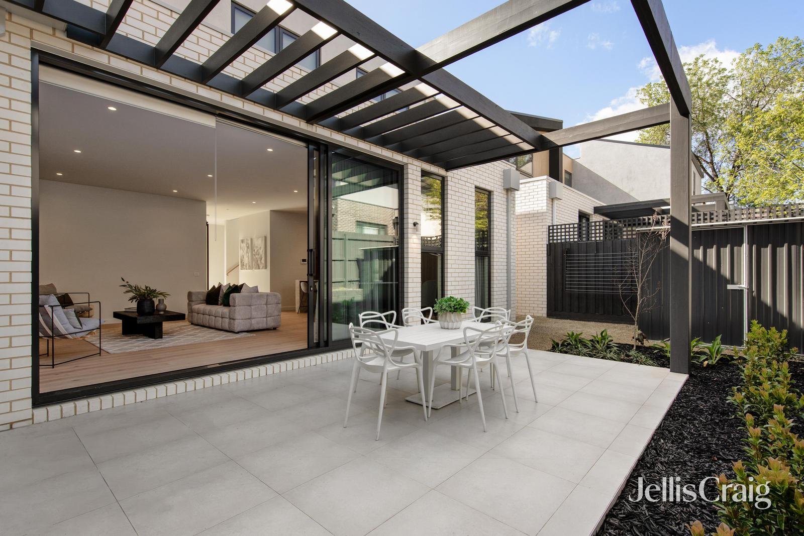 2/32 Relowe Crescent, Balwyn image 13