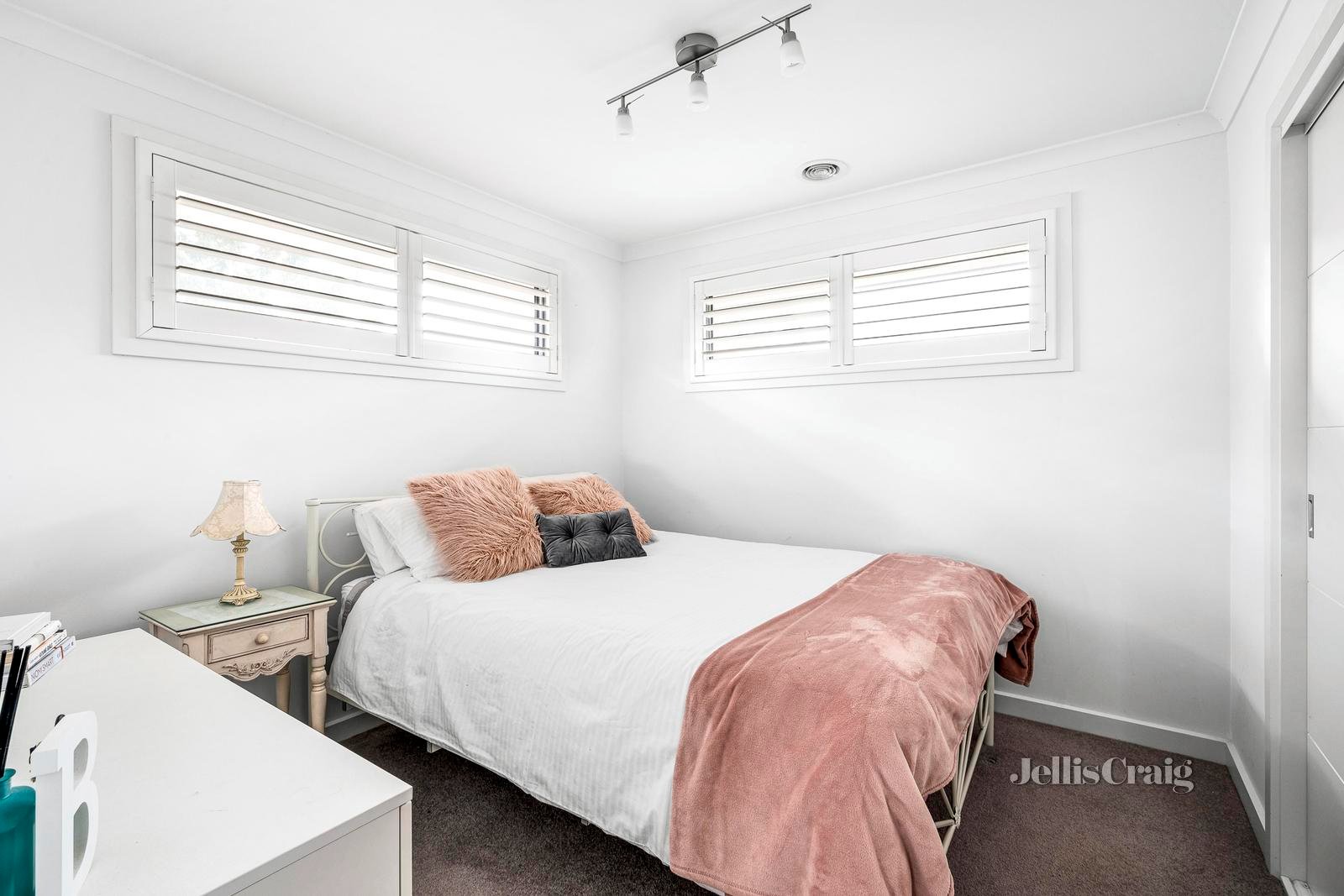 2/32 Shelley Street, Heidelberg Heights image 11