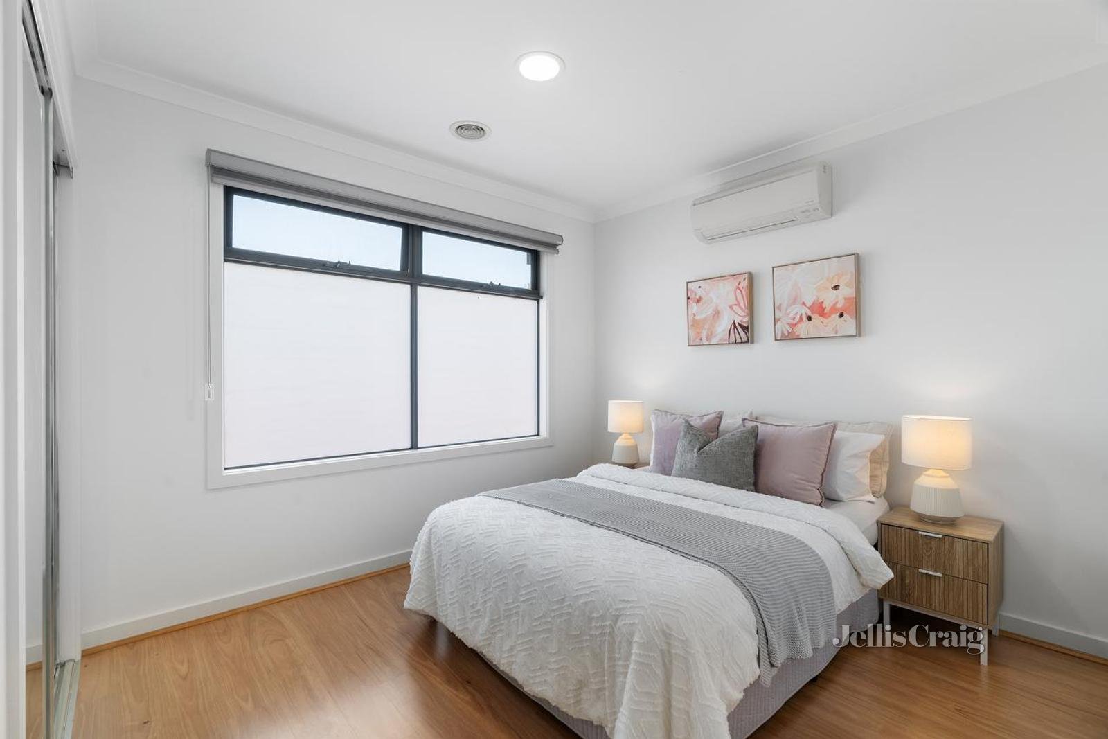 2/322 Waverley Road, Mount Waverley image 9