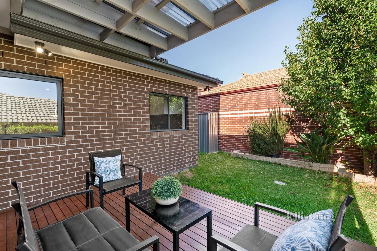 2/322 Waverley Road, Mount Waverley image 10