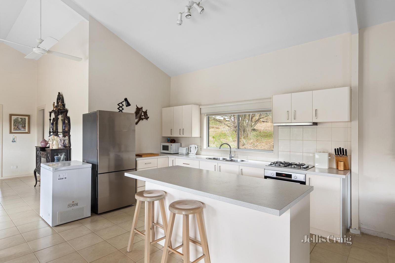 2323 Heidelberg Kinglake Road, St Andrews image 3