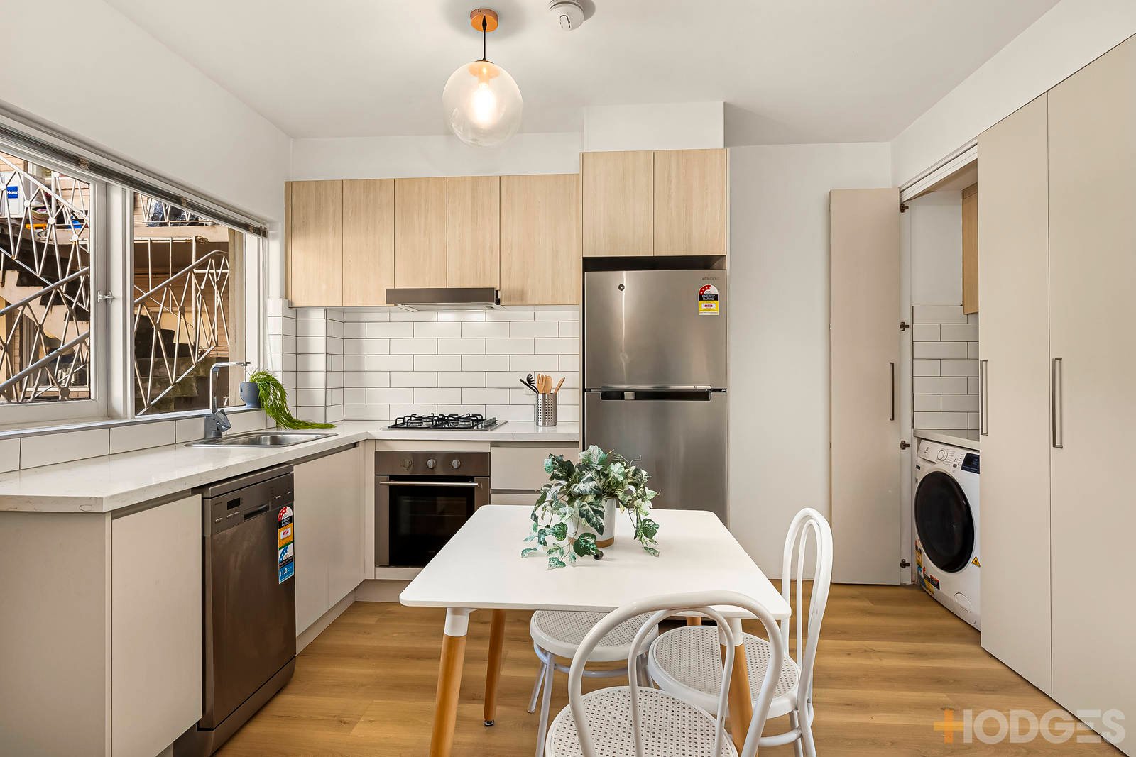 23 / 24 Tennyson Street Elwood