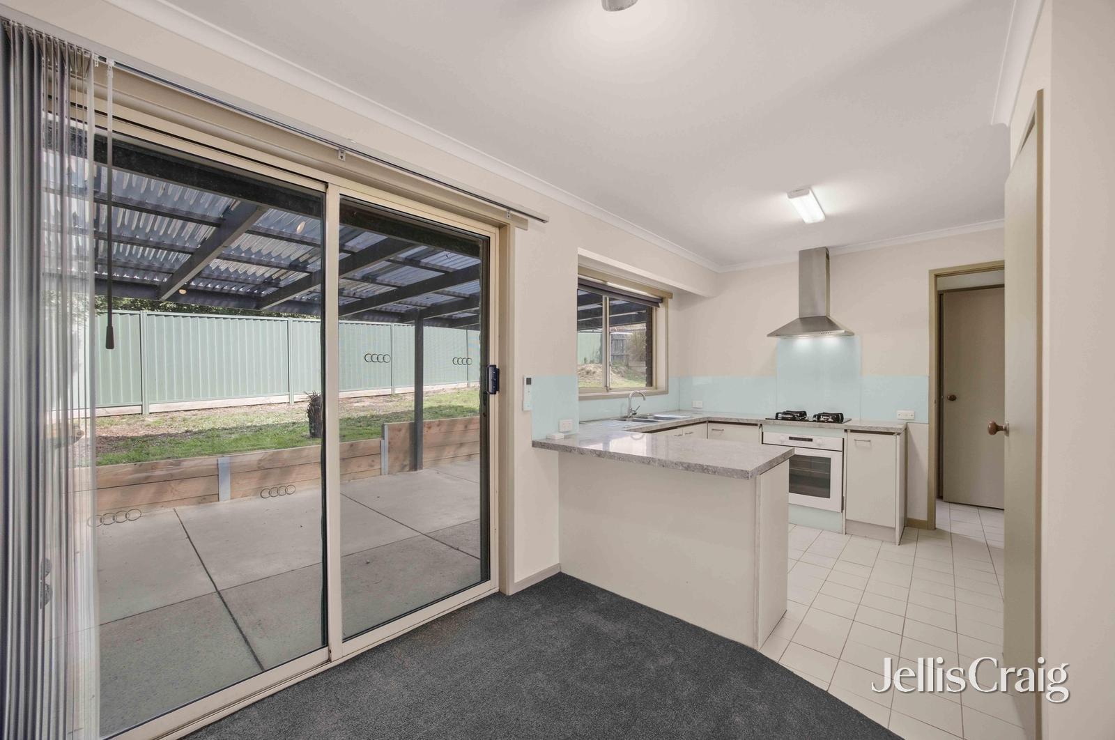 2/324A Humffray Street North, Brown&nbsp;Hill image 2