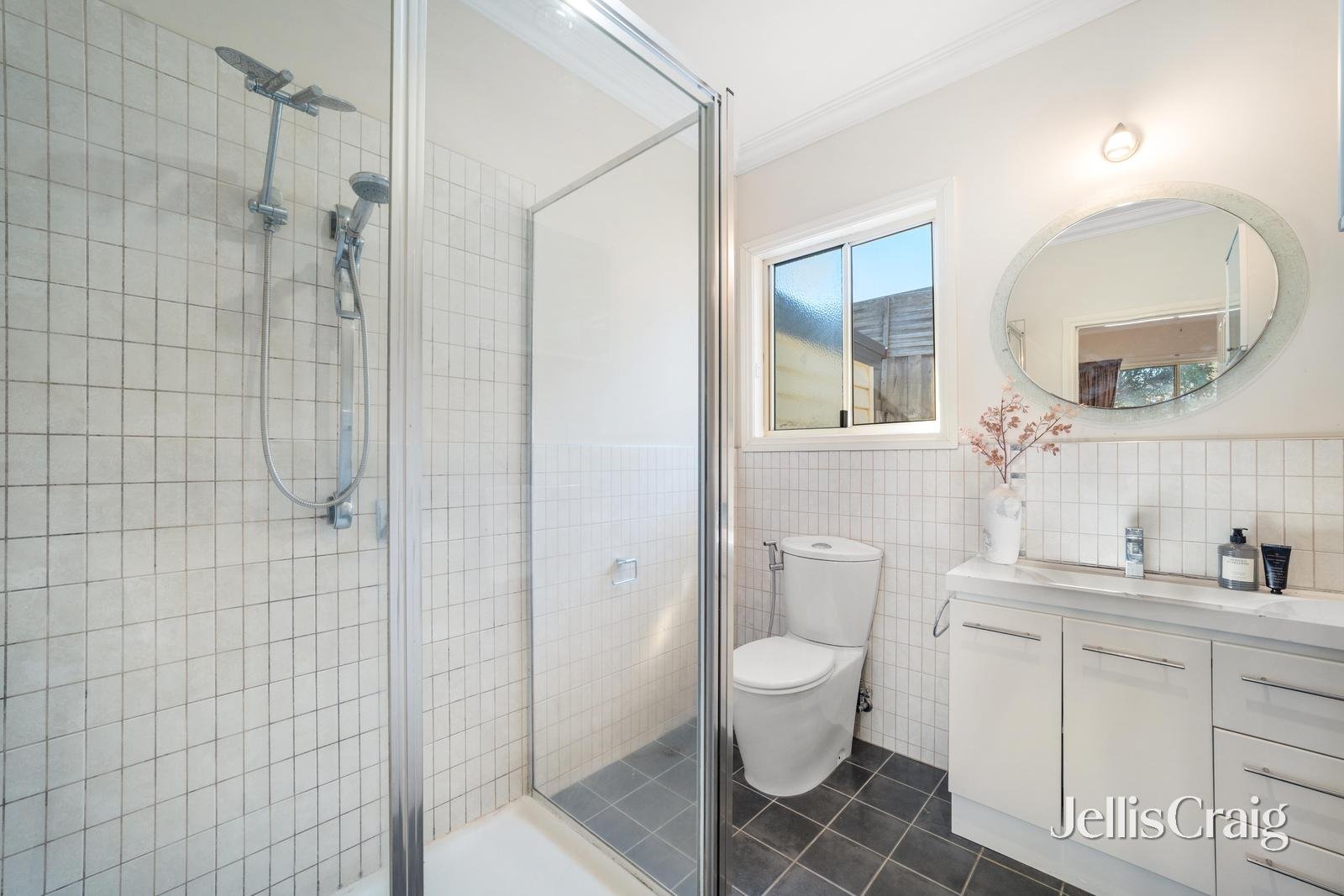 2/33 Barbara Street, Vermont image 9