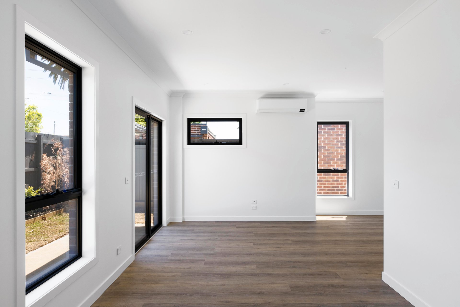 2/33 Beech Street, Whittlesea image 10