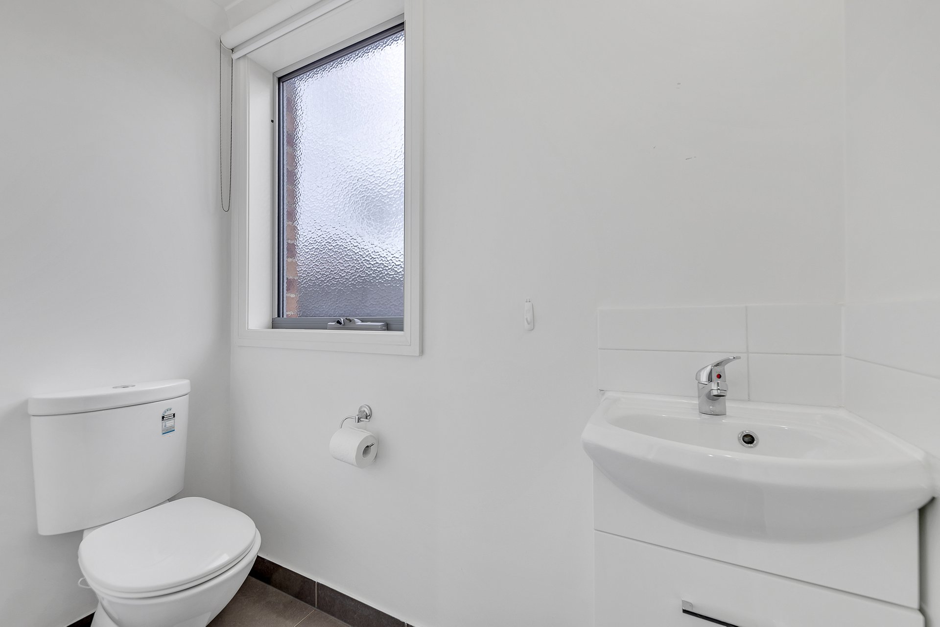 2/33 Camellia Crescent, Norlane image 11