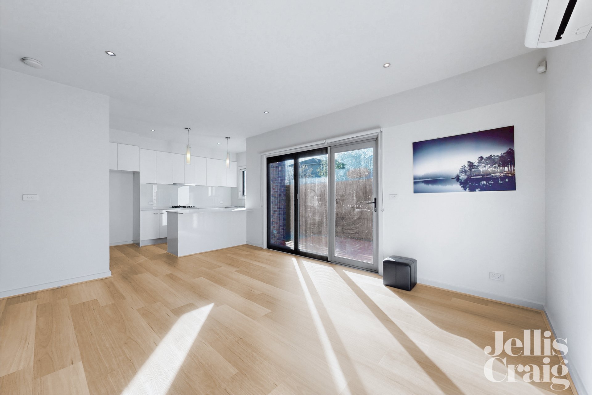 2/33 Graham Avenue, Mckinnon image 6