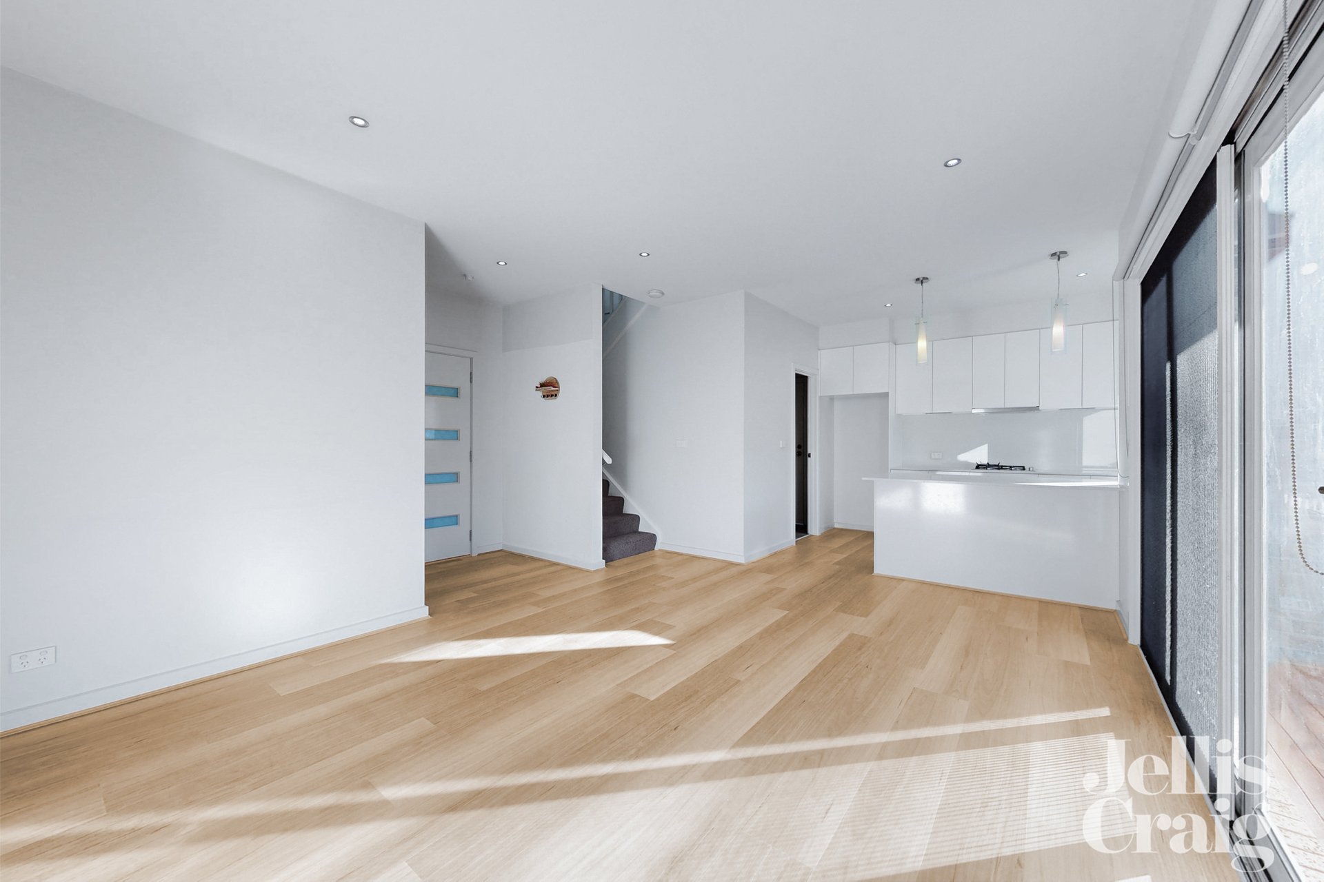 2/33 Graham Avenue, Mckinnon image 4