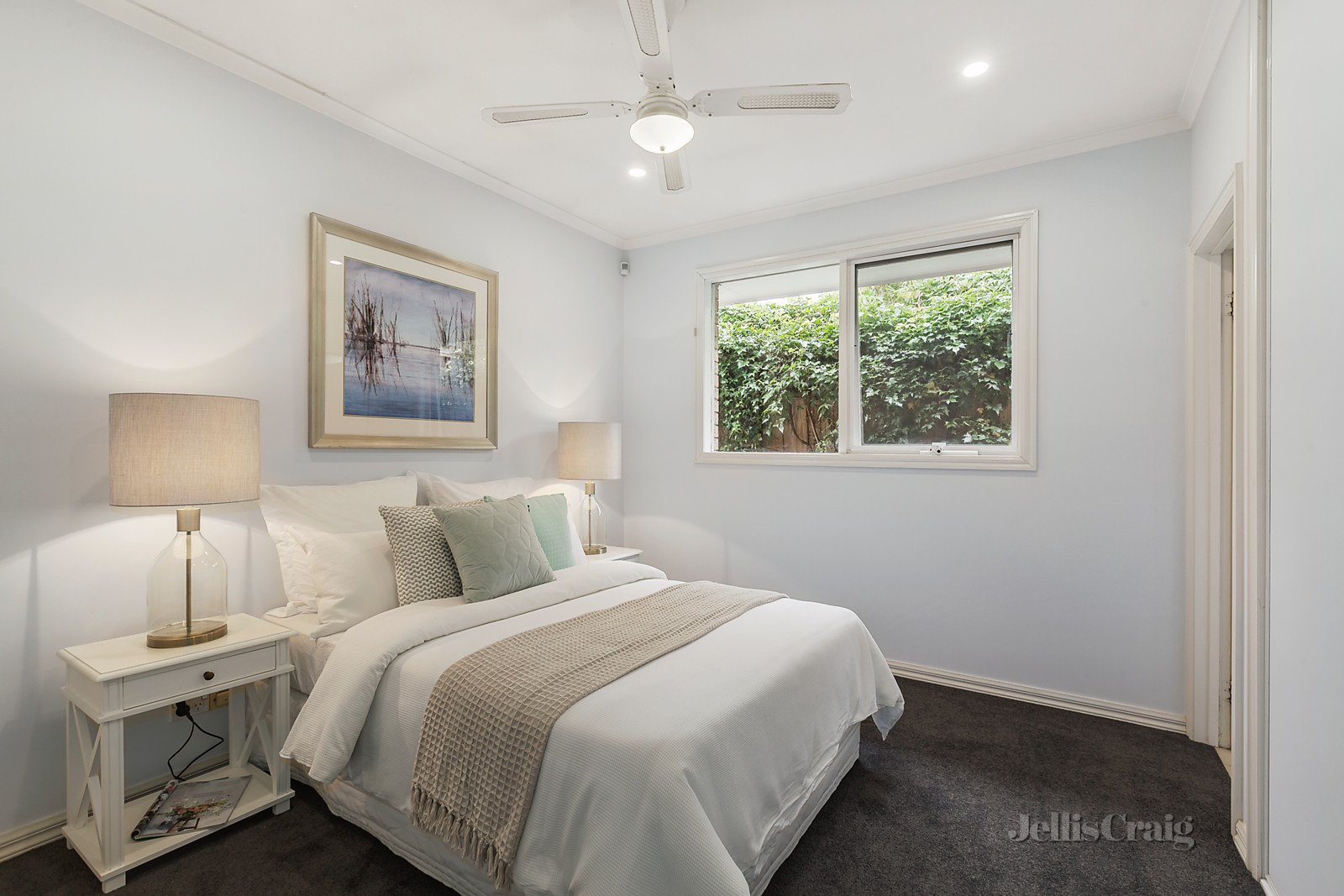 2/33 Irymple Avenue, Kew East image 5