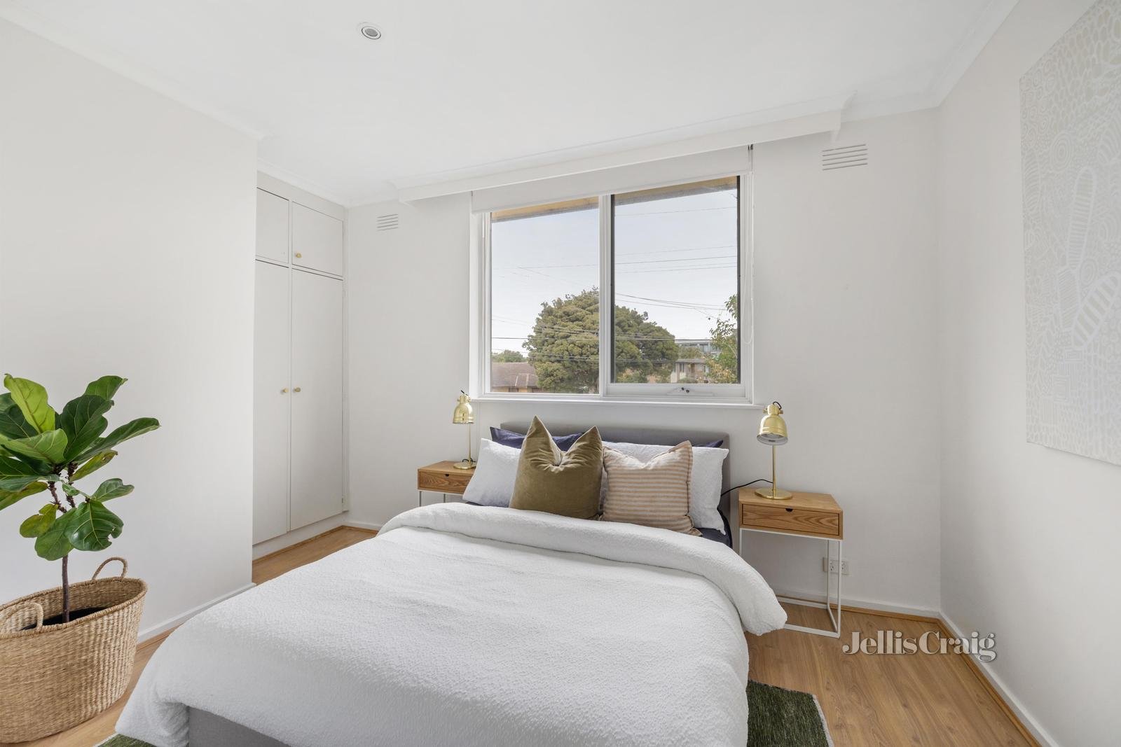 2/33 Rosstown Road, Carnegie image 8