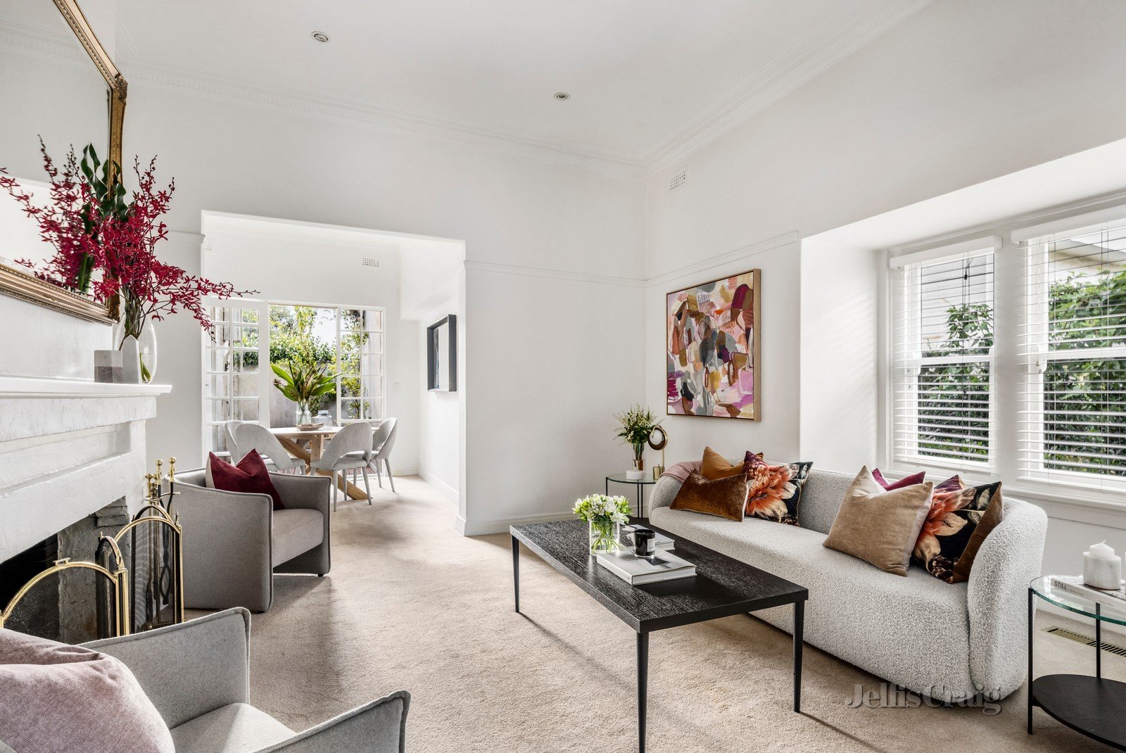 2/33 Tintern Avenue, Toorak image 4