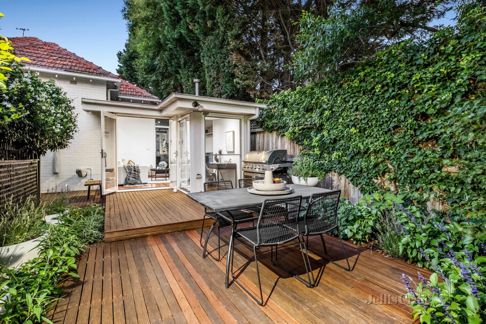 2/33 Tintern Avenue, Toorak image 12