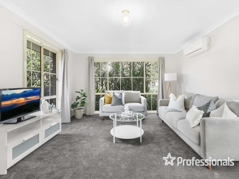 2/33 Vernon Street, Croydon image 3