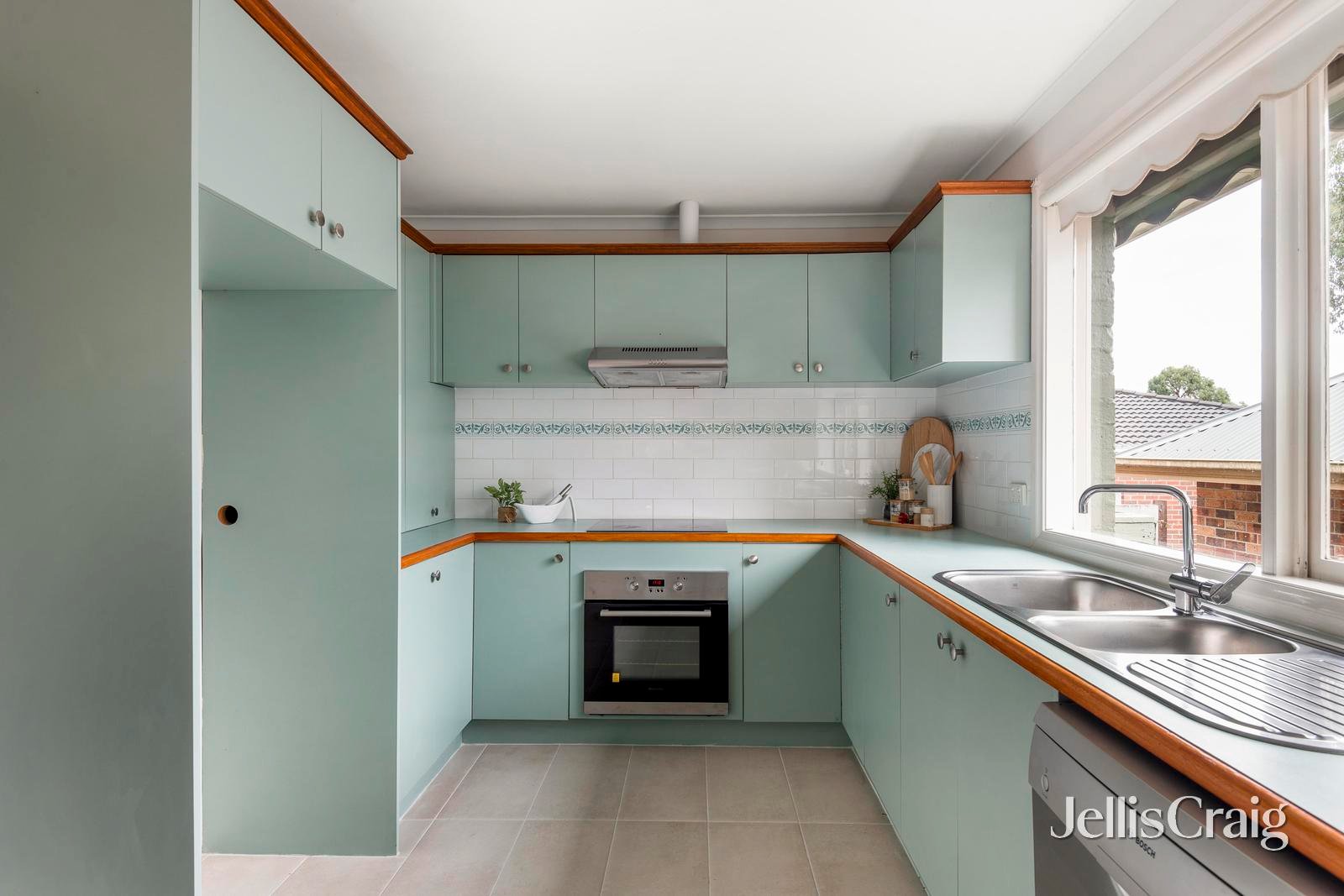 2/33 Williams Road, Briar&nbsp;Hill image 5