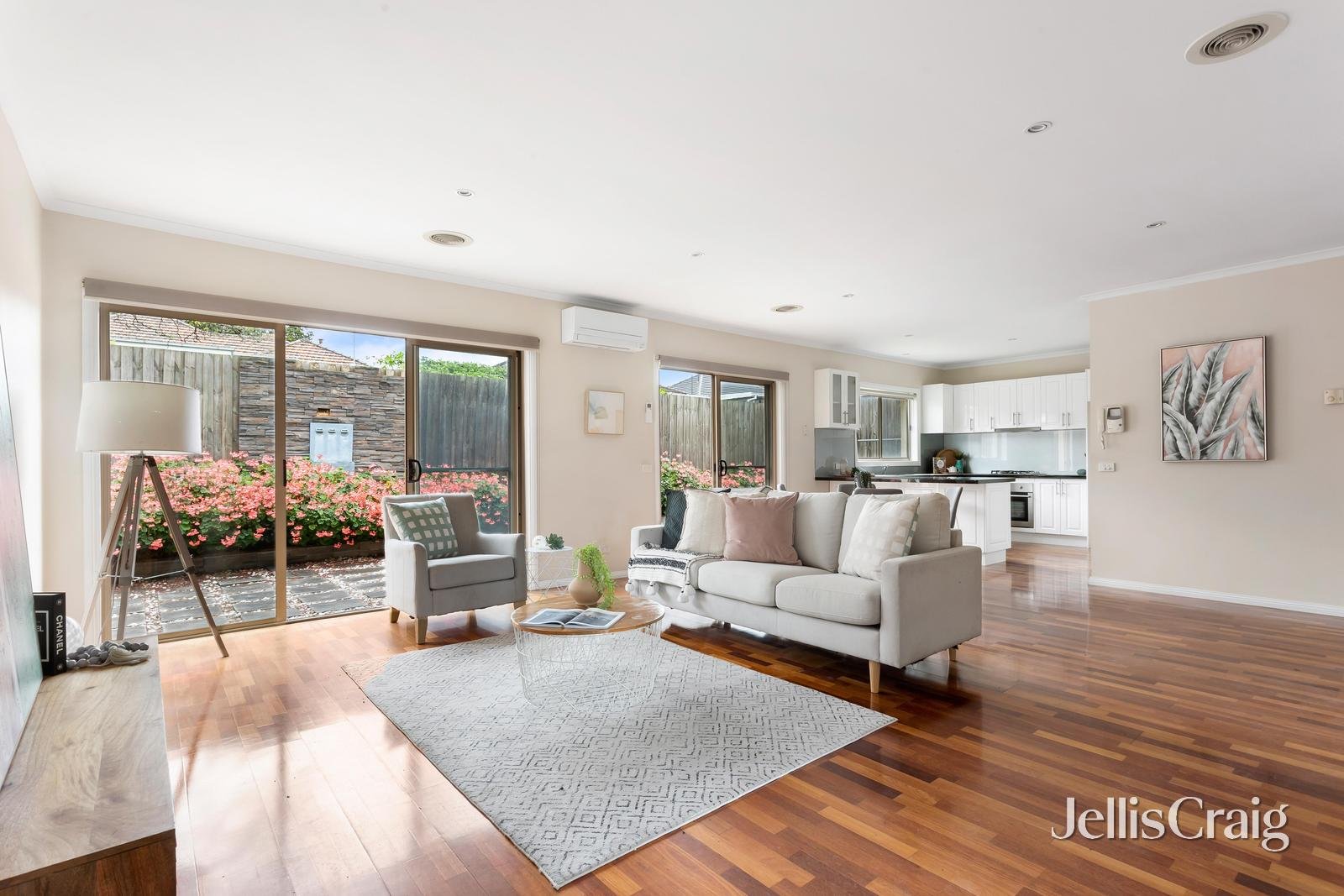 2/33 Wingate Street, Bentleigh East image 6