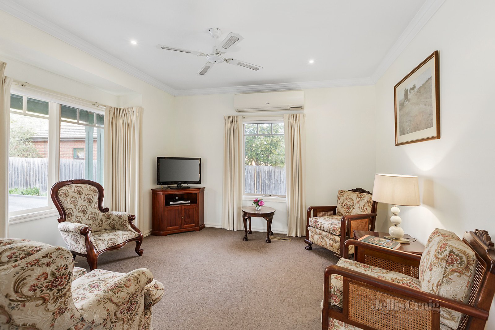 2/33 Young Street, Oakleigh image 4