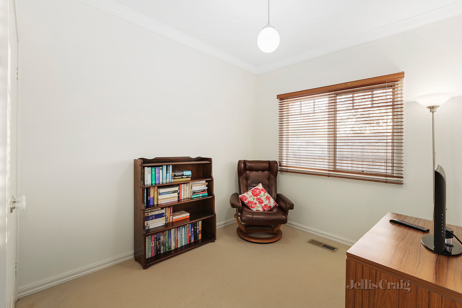 2/33 Young Street, Oakleigh image 6