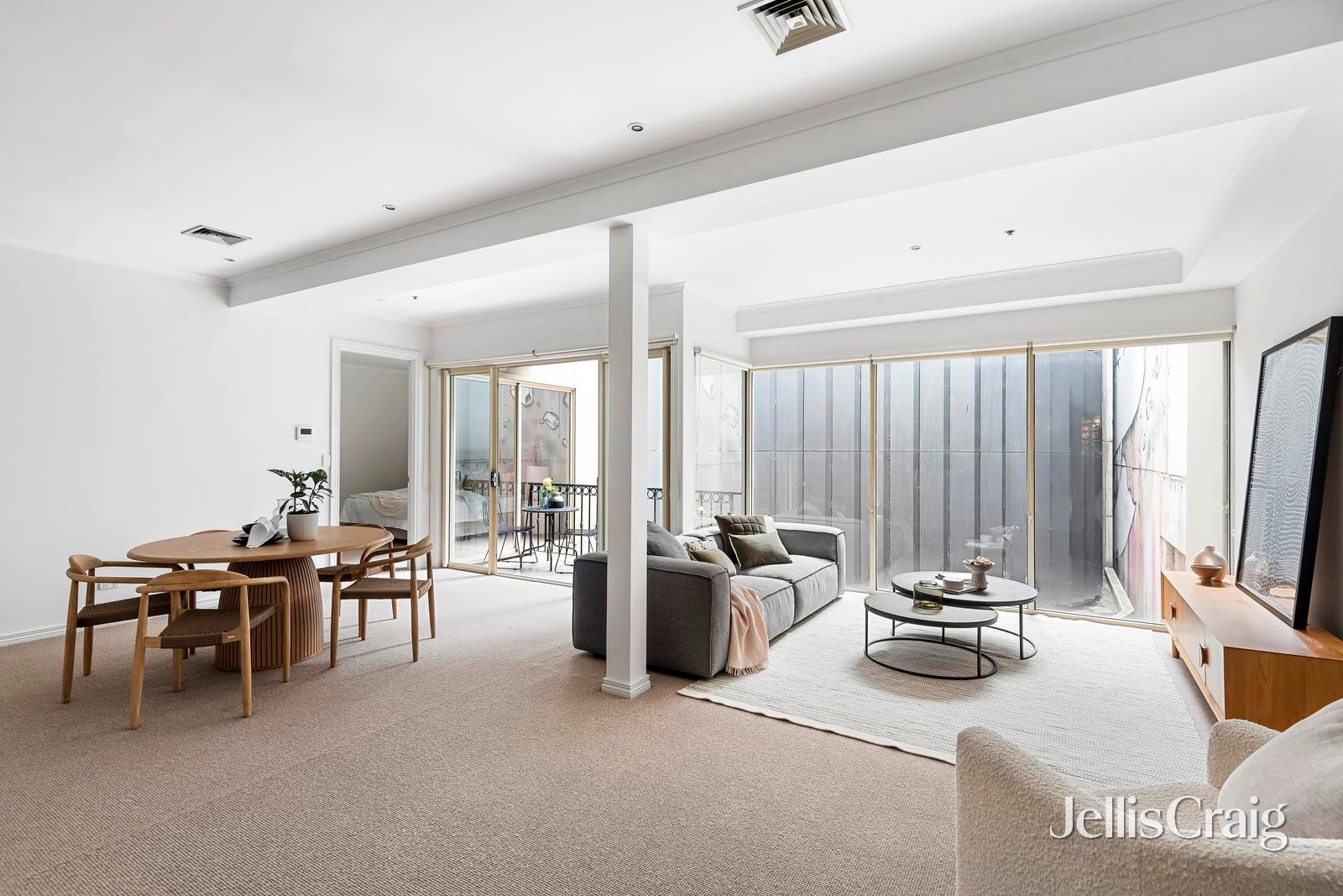 23/30-34 La Trobe Street, Melbourne image 1