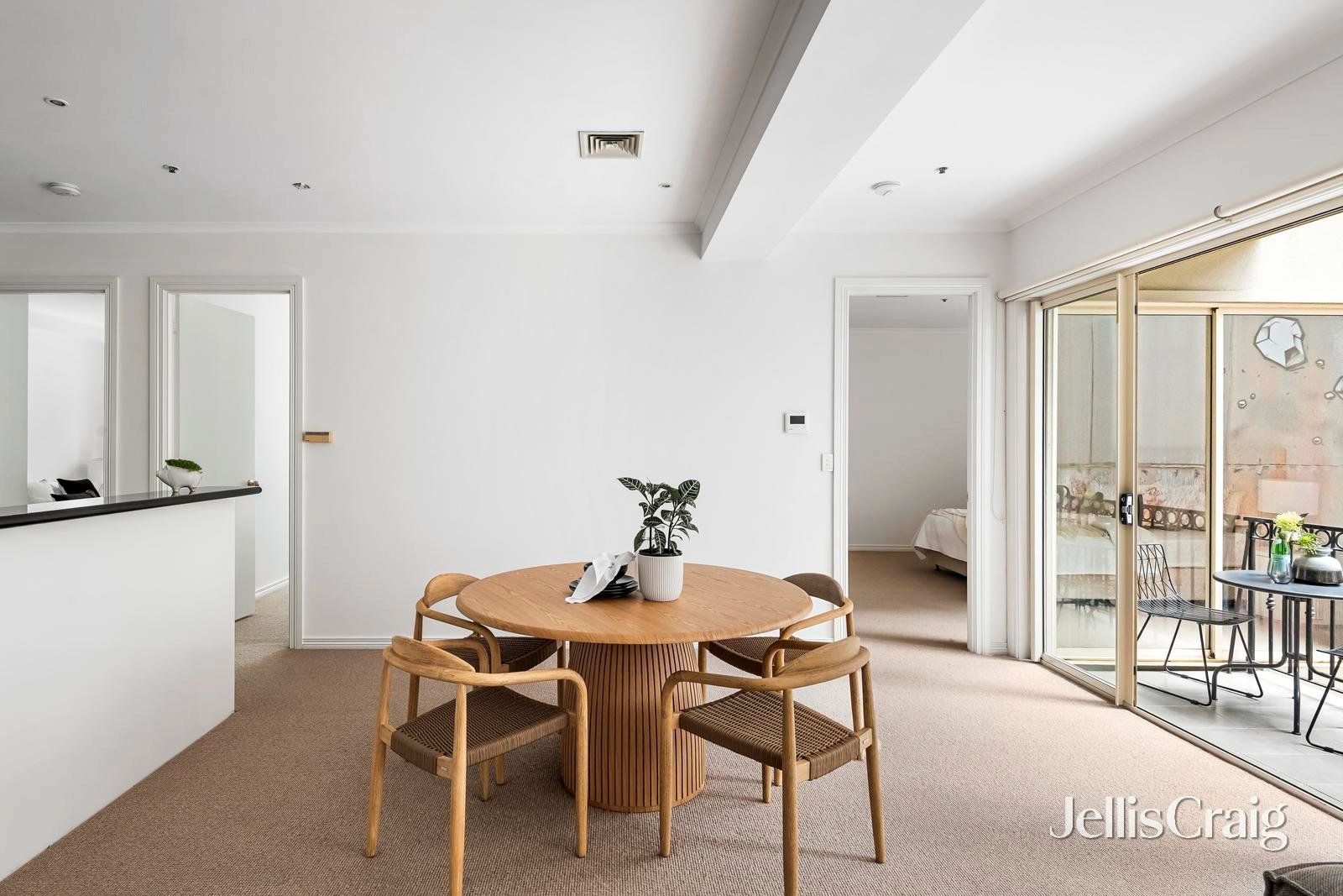 23/30-34 La Trobe Street, Melbourne image 5