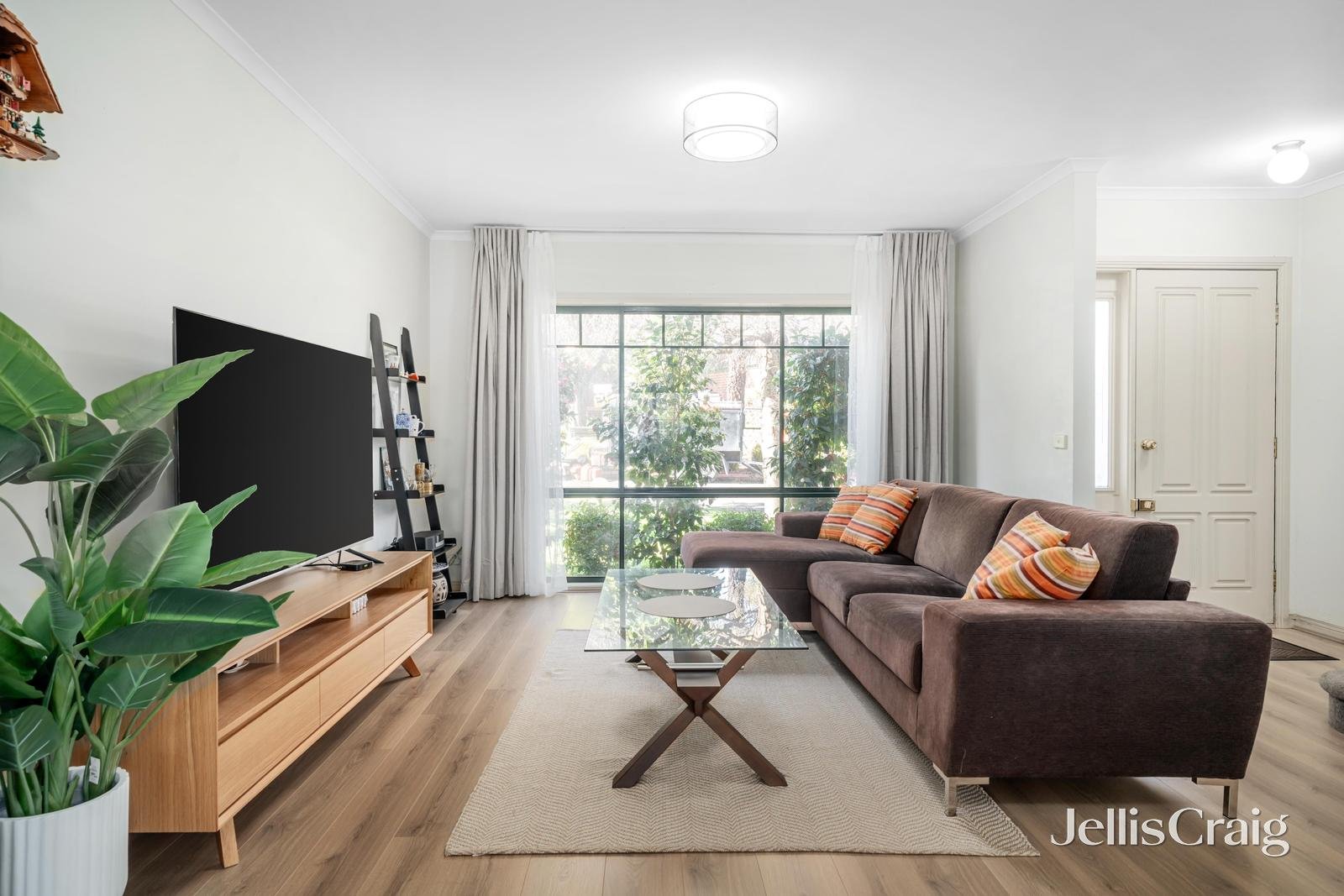 23/305 Canterbury Road, Forest Hill image 2