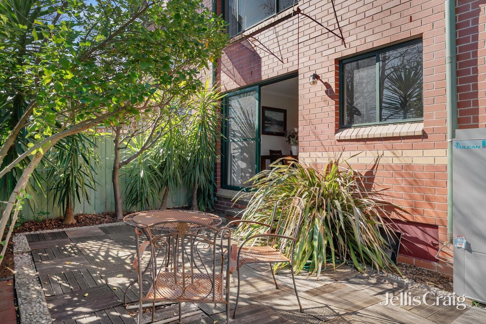 23/305 Canterbury Road, Forest Hill image 9