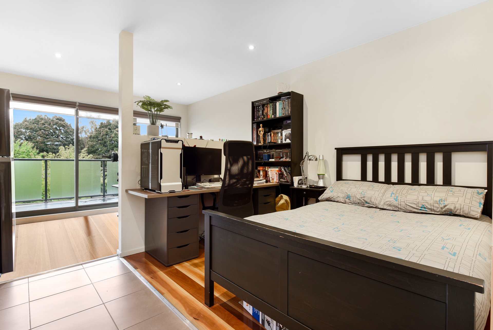 233/270 Springvale Road, Glen Waverley image 4