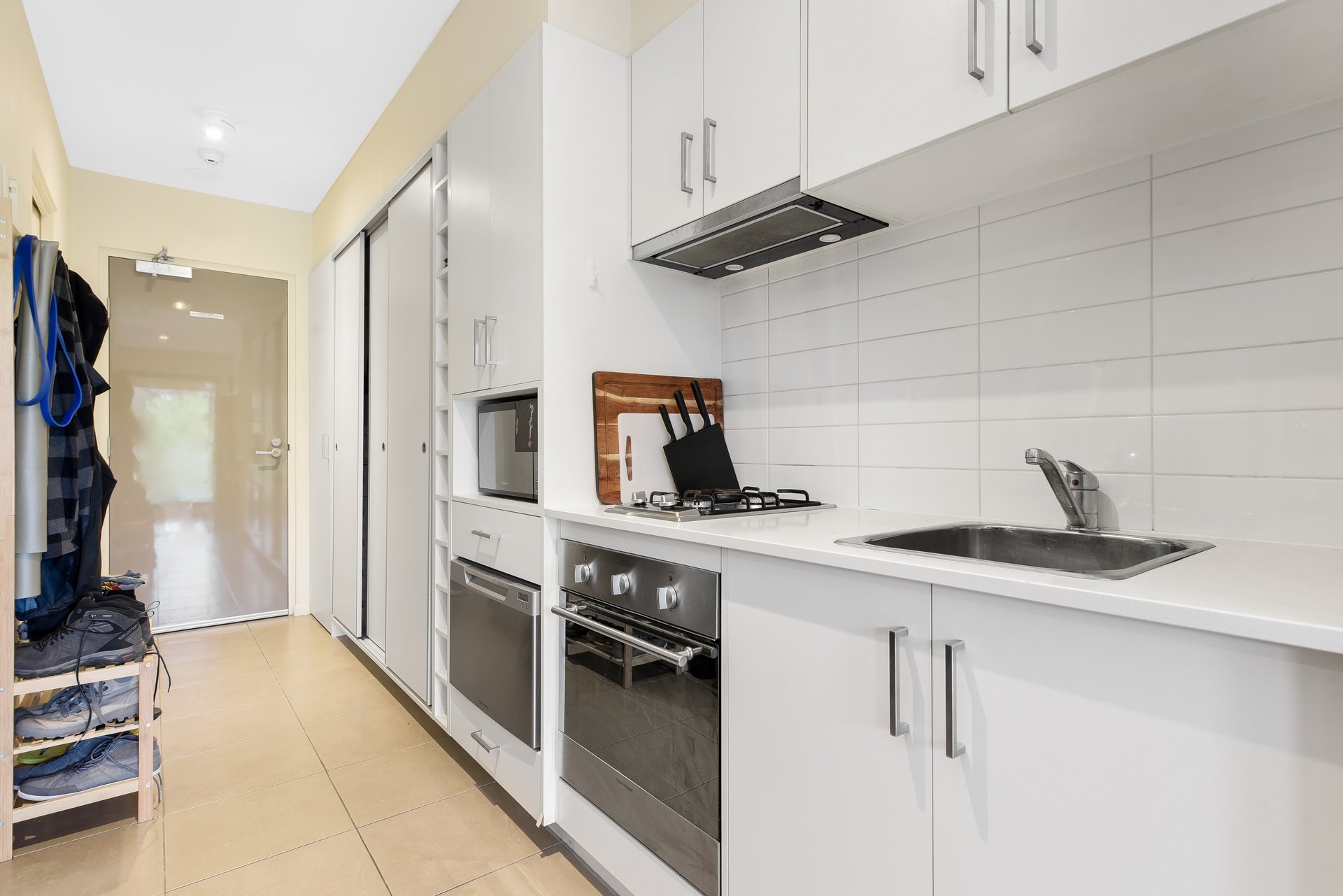 233/270 Springvale Road, Glen Waverley image 5