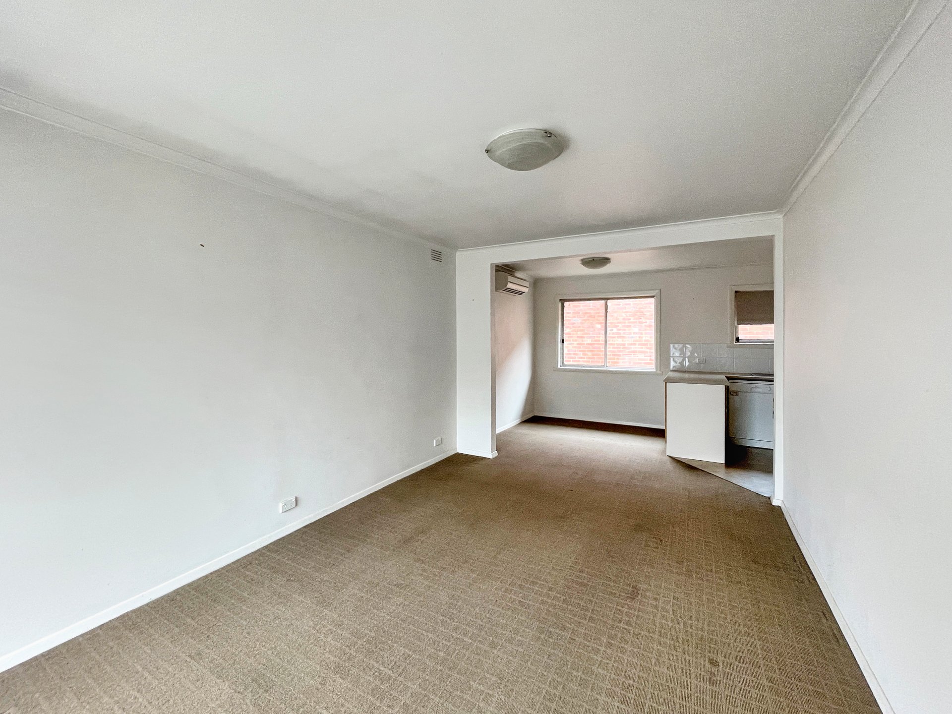 2/339 Pakington Street, Newtown image 2