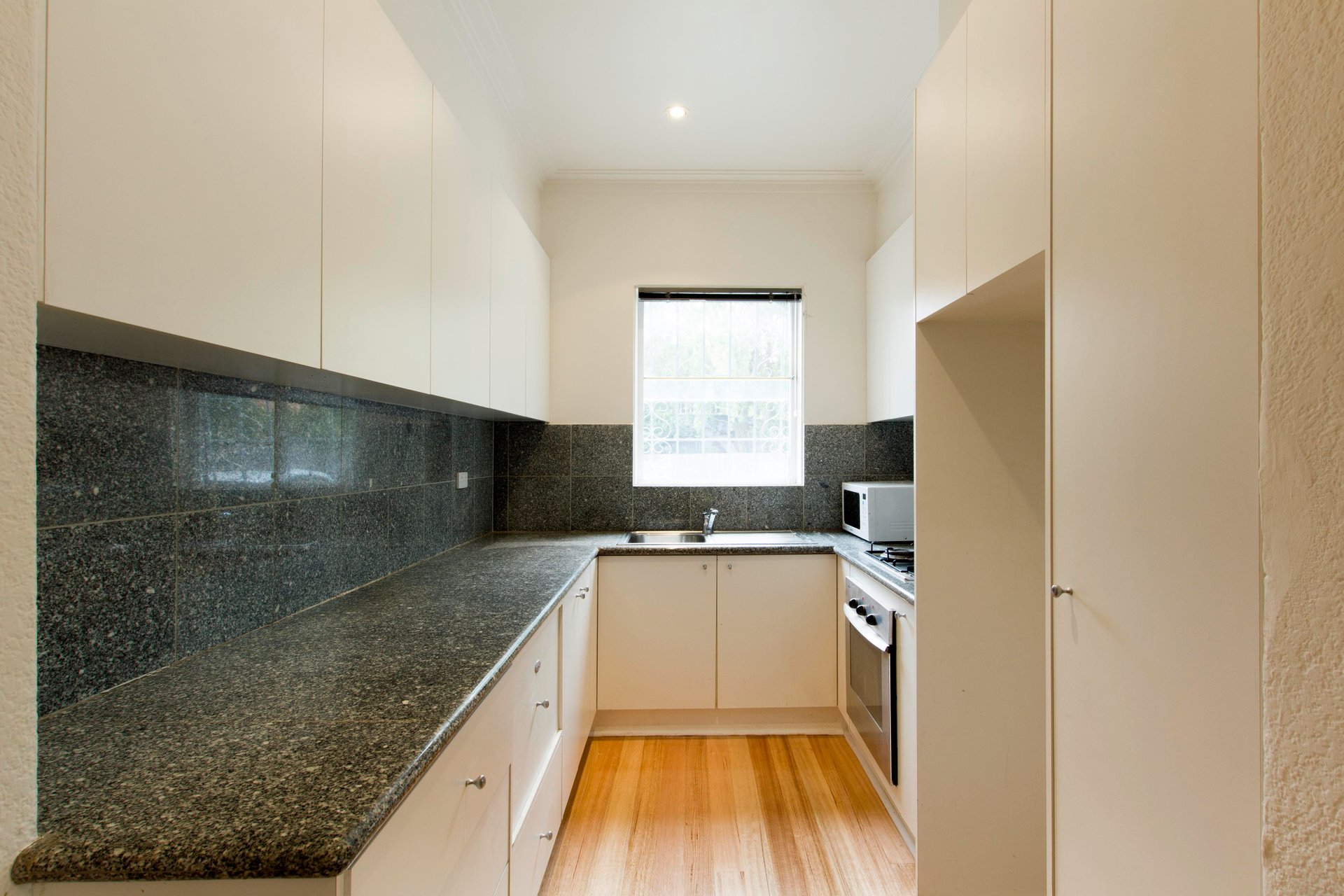 Property Gallery - Main Image