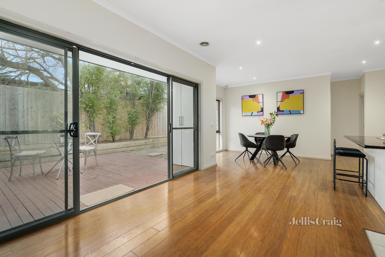 2/34 Briggs Street, Mount Waverley image 5