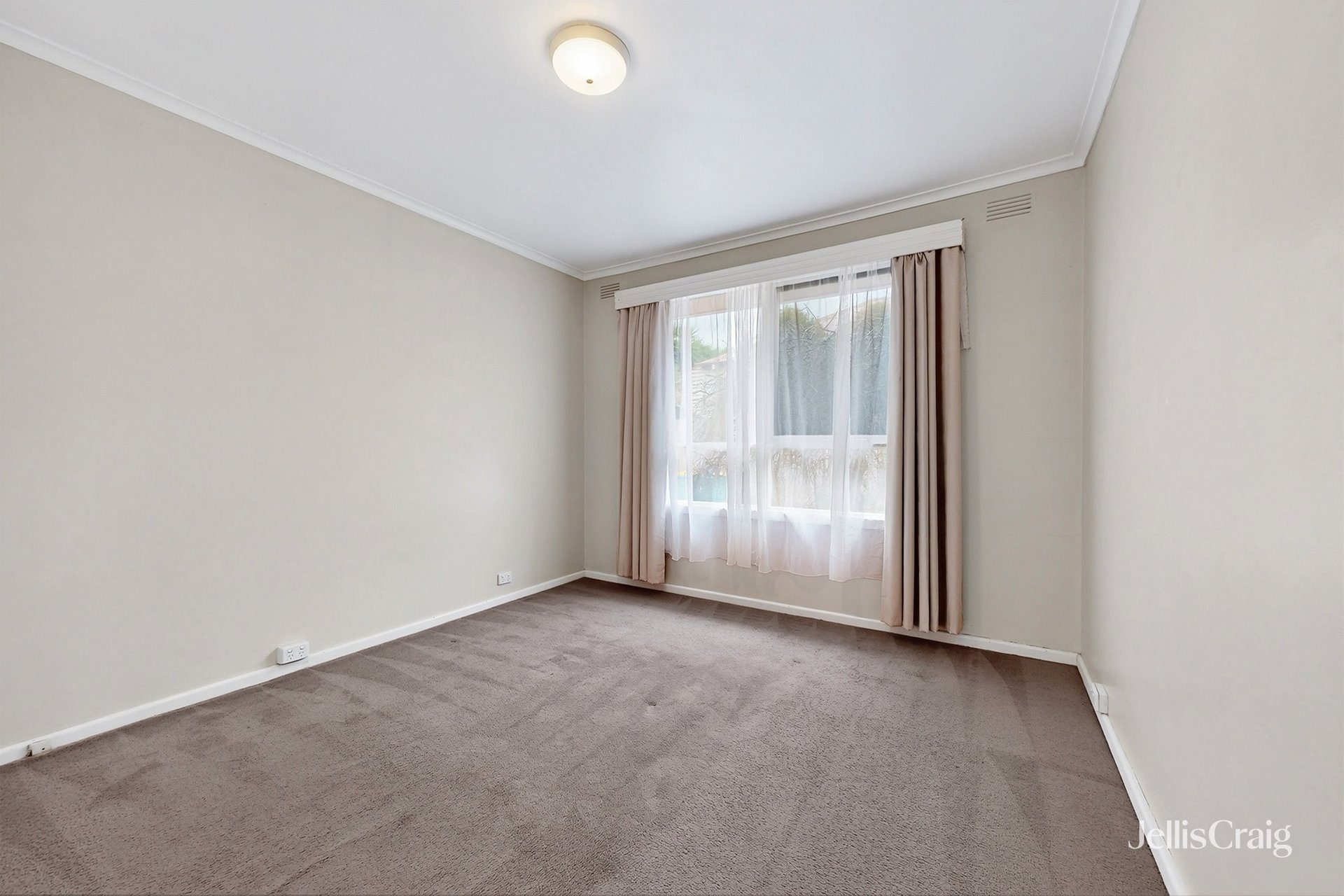 2/34 Durham Road, Surrey Hills image 8