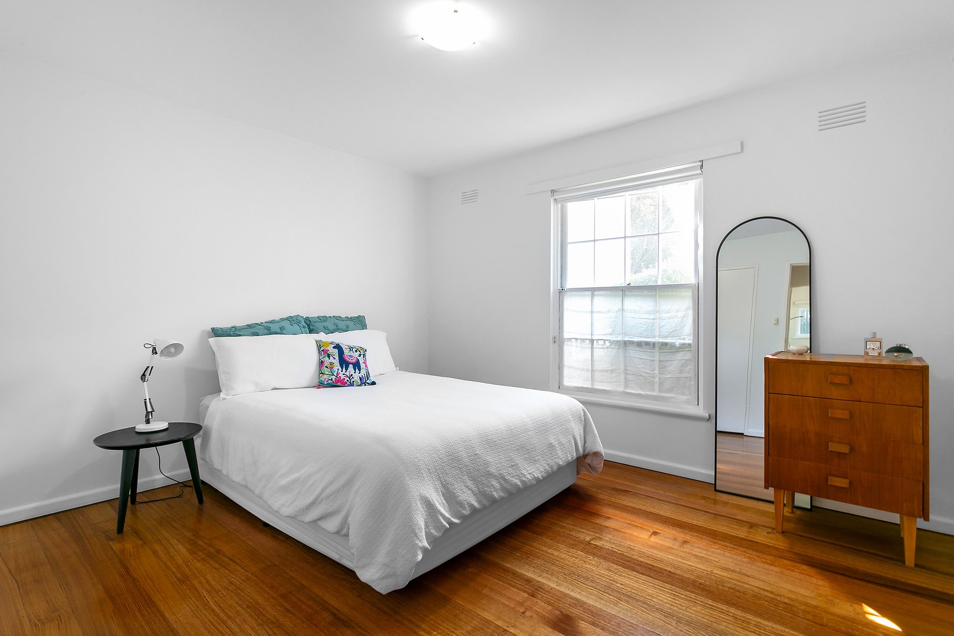 Property Gallery Thumbnail 5