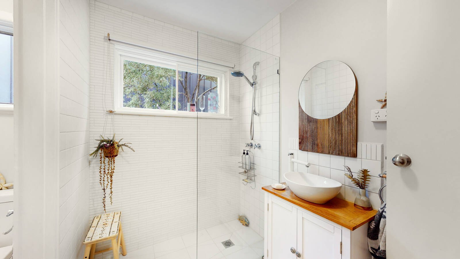 Property Gallery Thumbnail 6