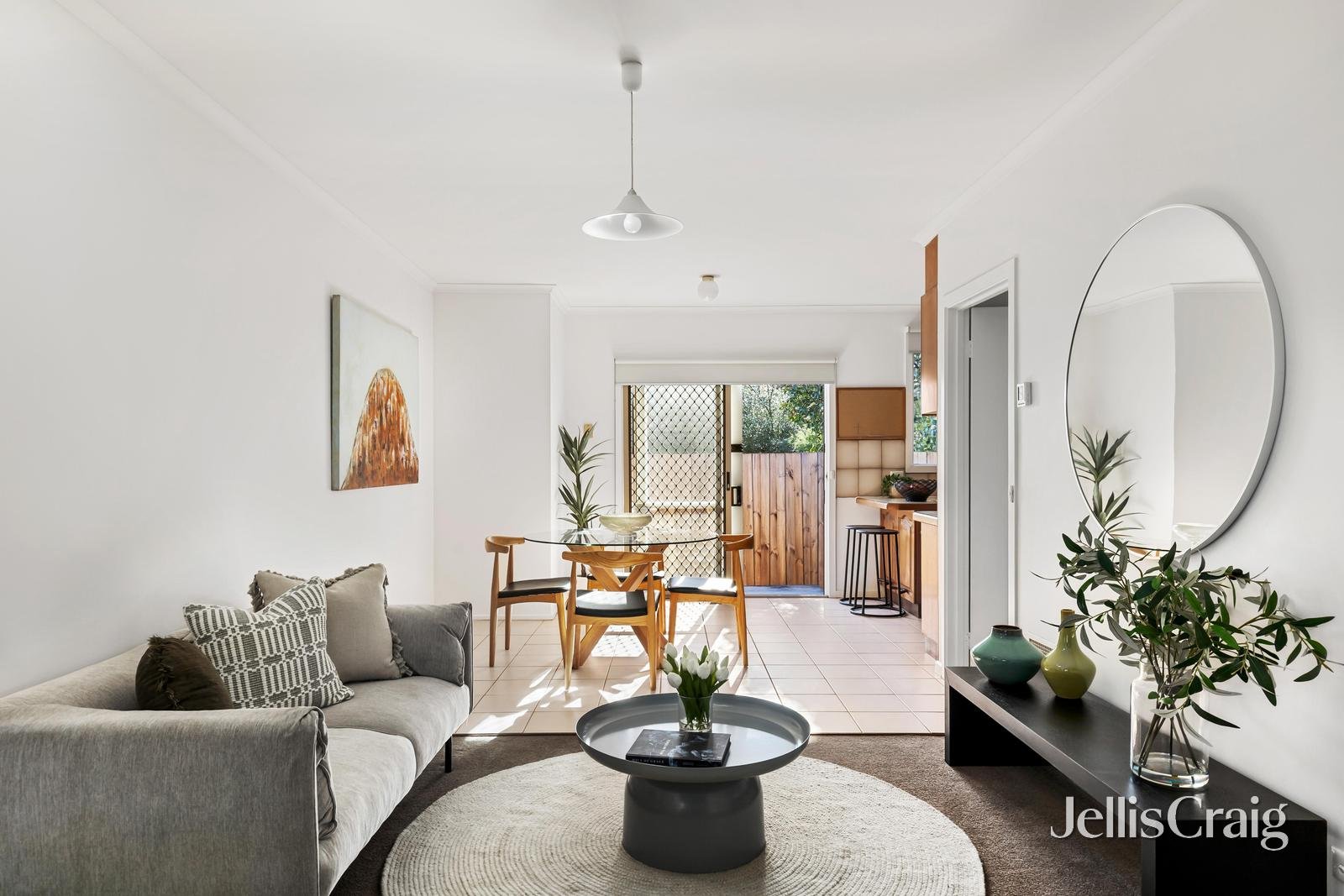 2/34 Fraser Street, Glen&nbsp;Waverley image 2