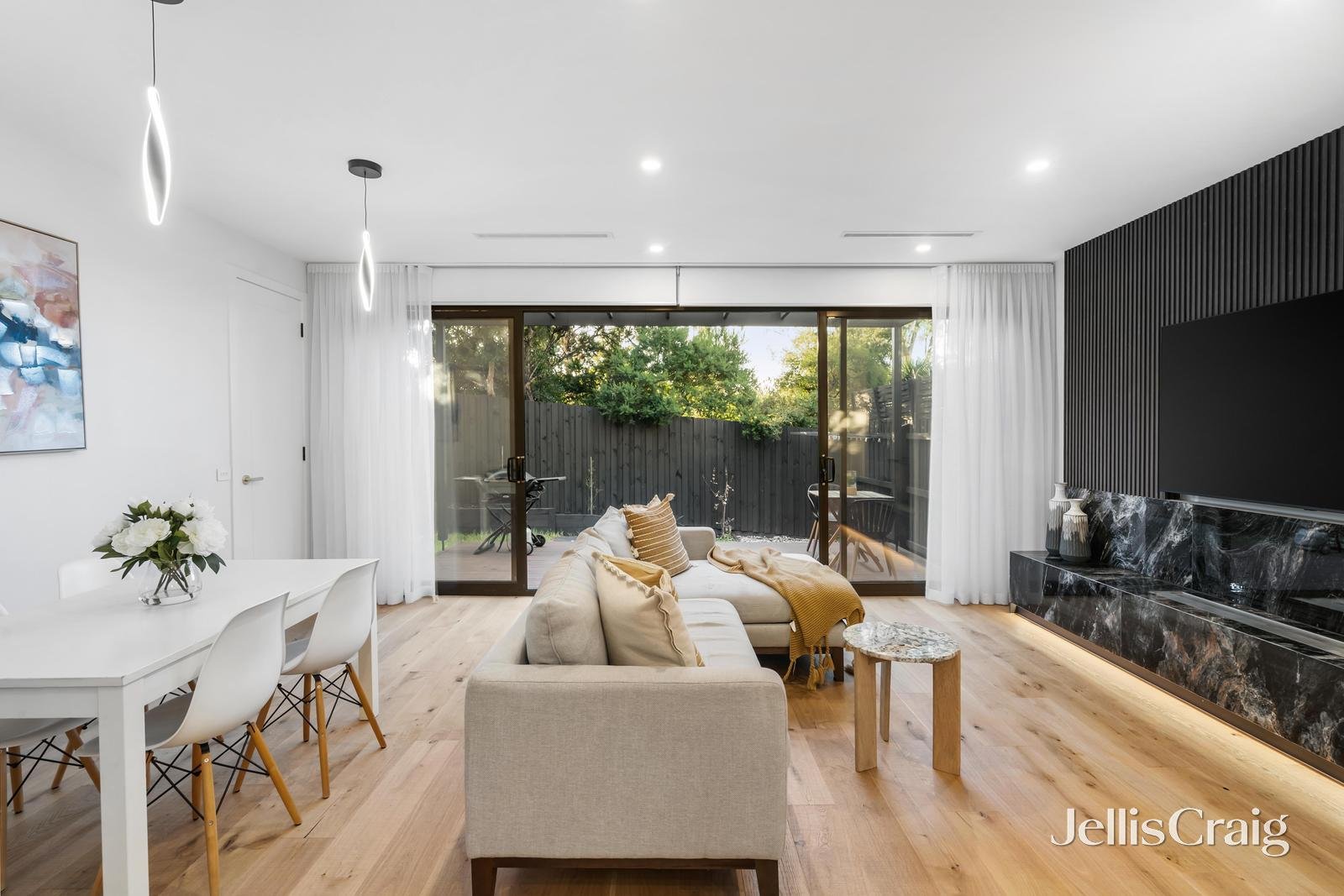 2/34 Glenair Street, Templestowe Lower image 3