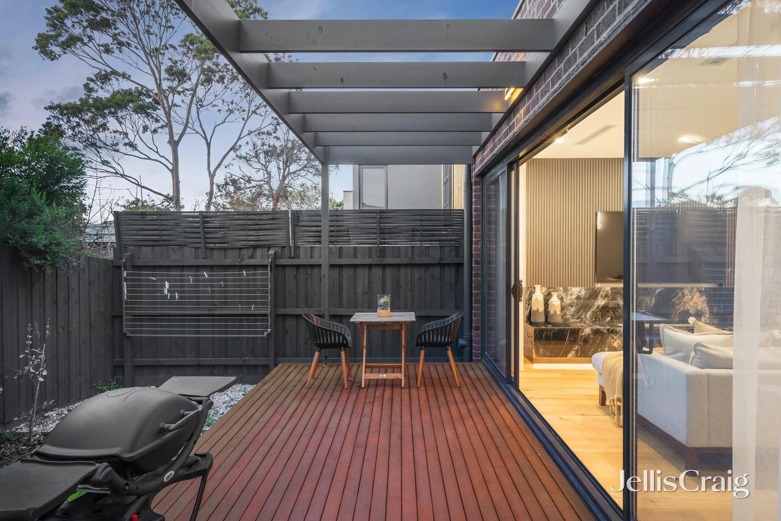 2/34 Glenair Street, Templestowe Lower image 11