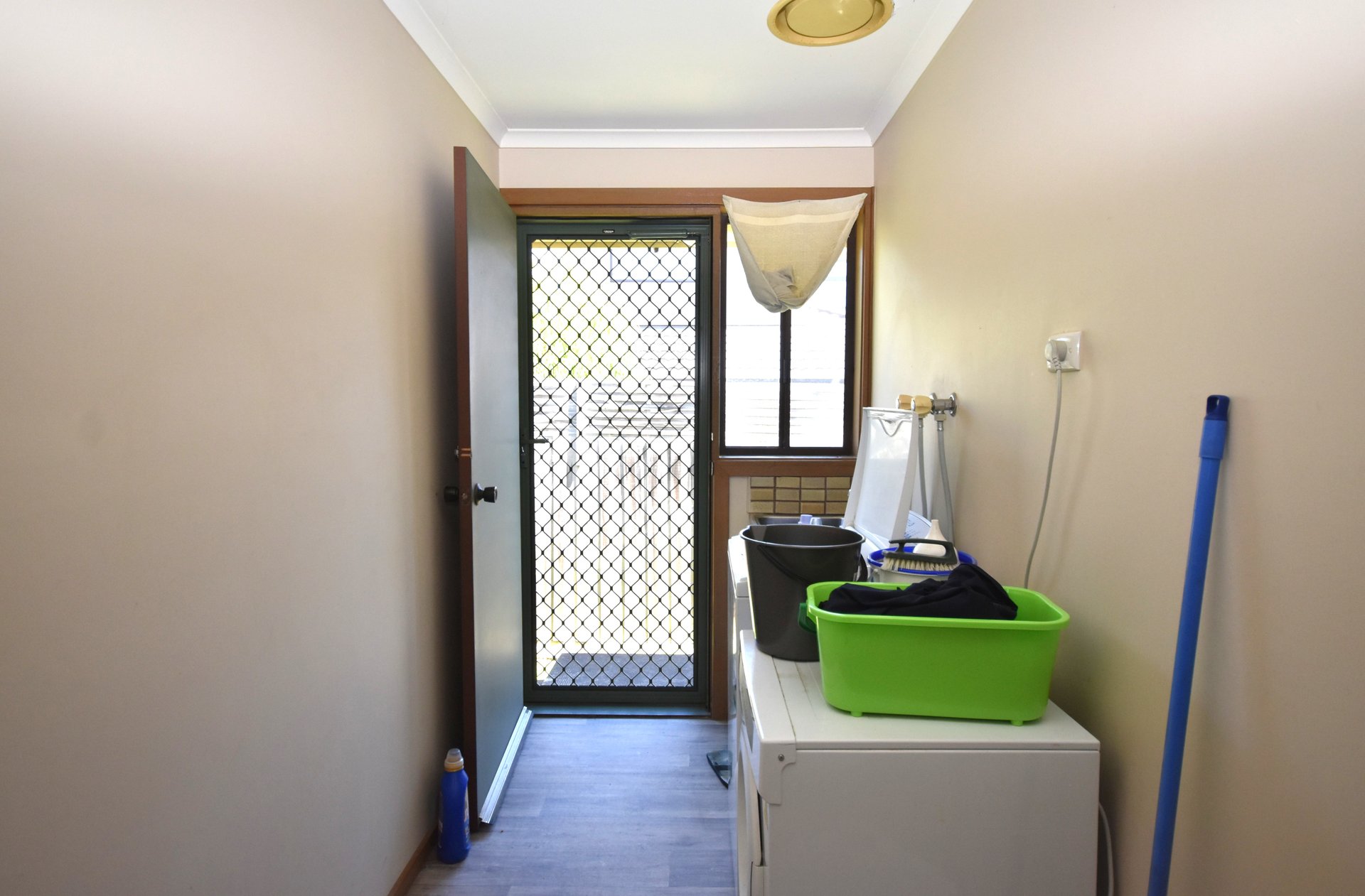2/34 Liverpool Road, Kilsyth image 7