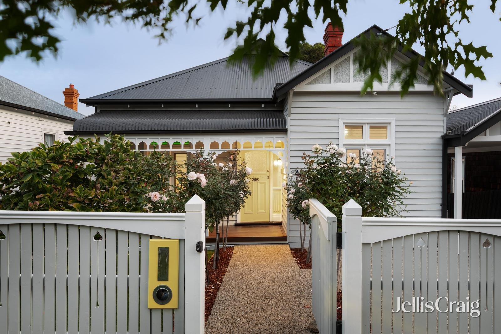 234 Mont Albert Road, Surrey&nbsp;Hills image 2