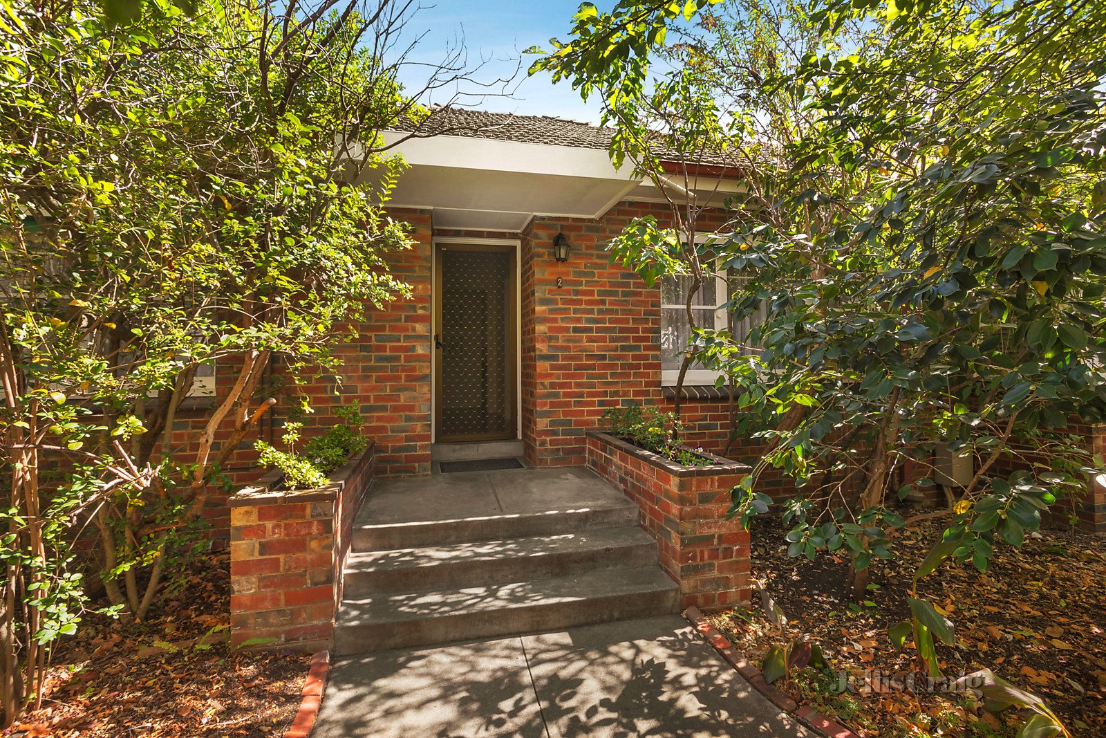 2/34 Park Street, Moonee Ponds image 1