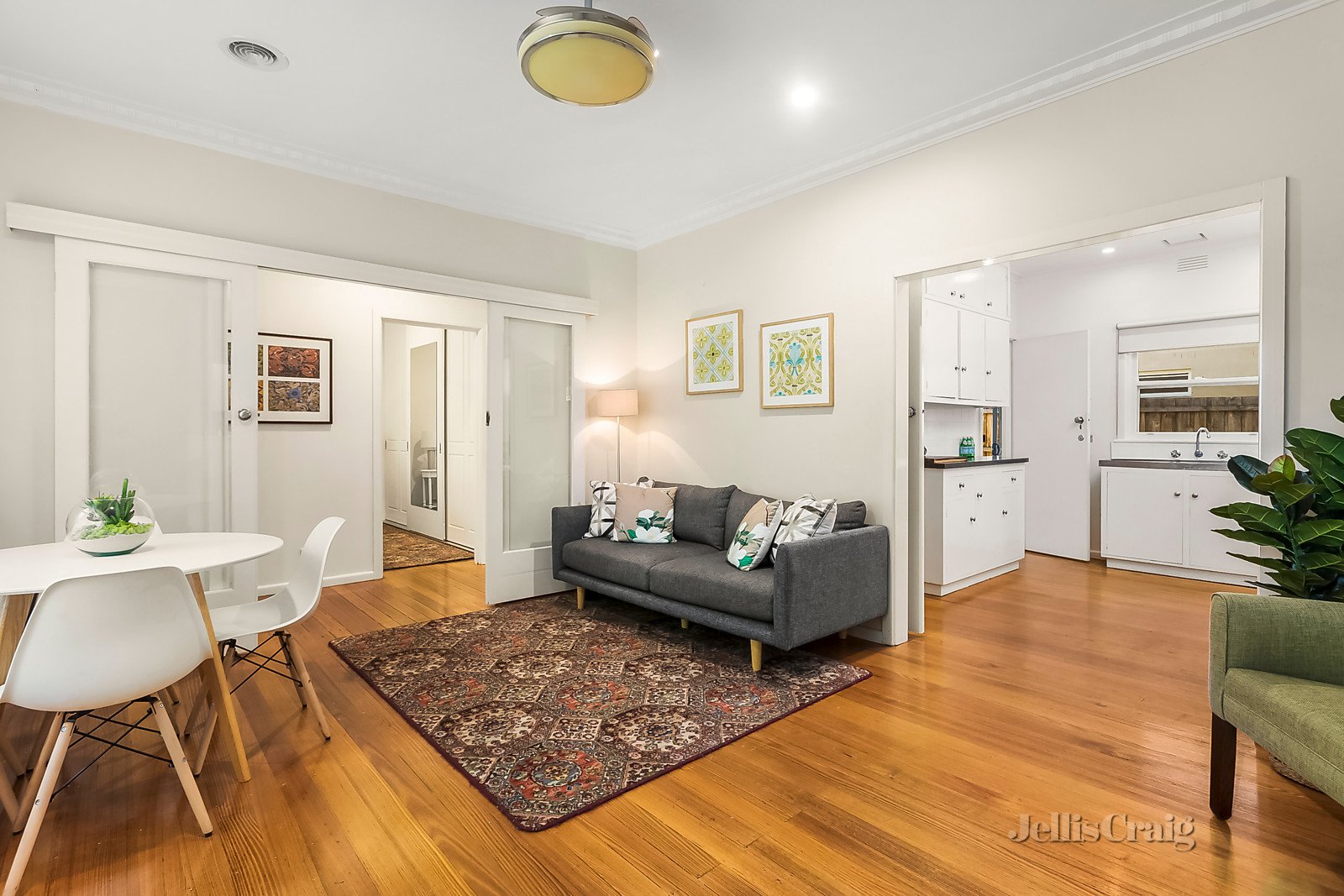 2/34 Park Street, Moonee Ponds image 2