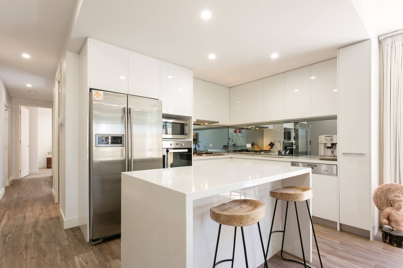Property Gallery Thumbnail 3