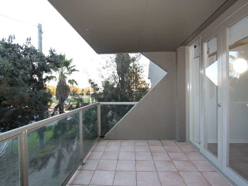 Property Gallery Thumbnail 7