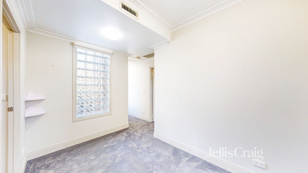 23/400 Victoria Parade, East&nbsp;Melbourne image 5