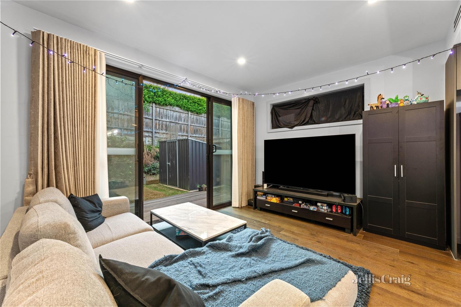 2/341 Elgar Road, Surrey&nbsp;Hills image 6