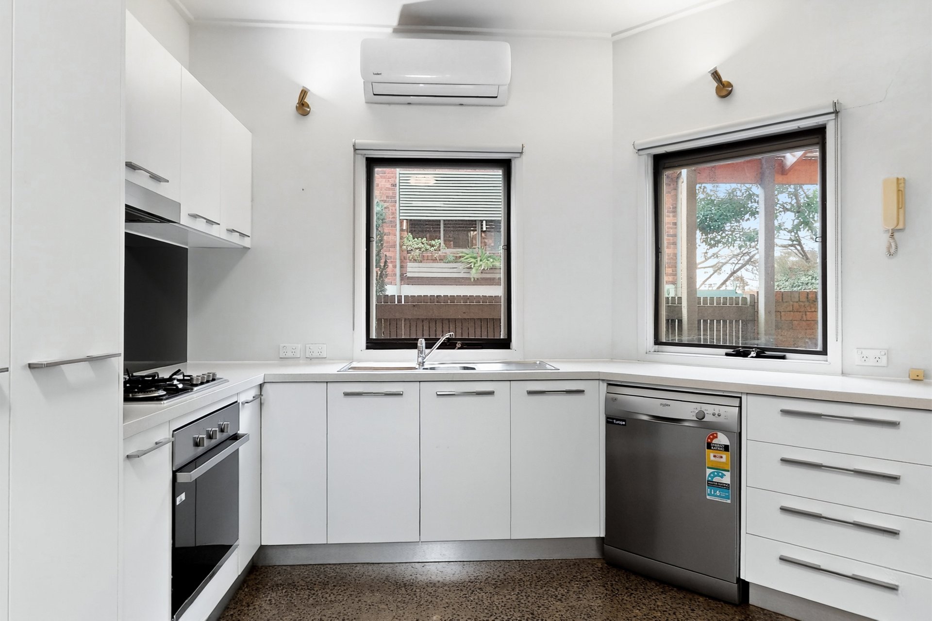 23/411 Lygon Street, Carlton image 5
