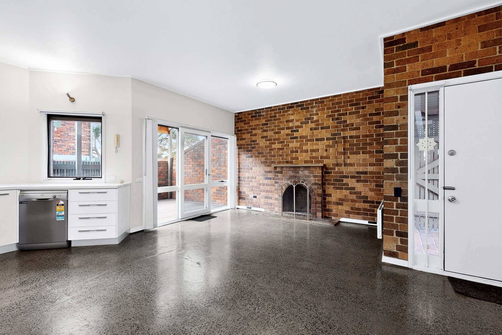23/411 Lygon Street, Carlton image 8