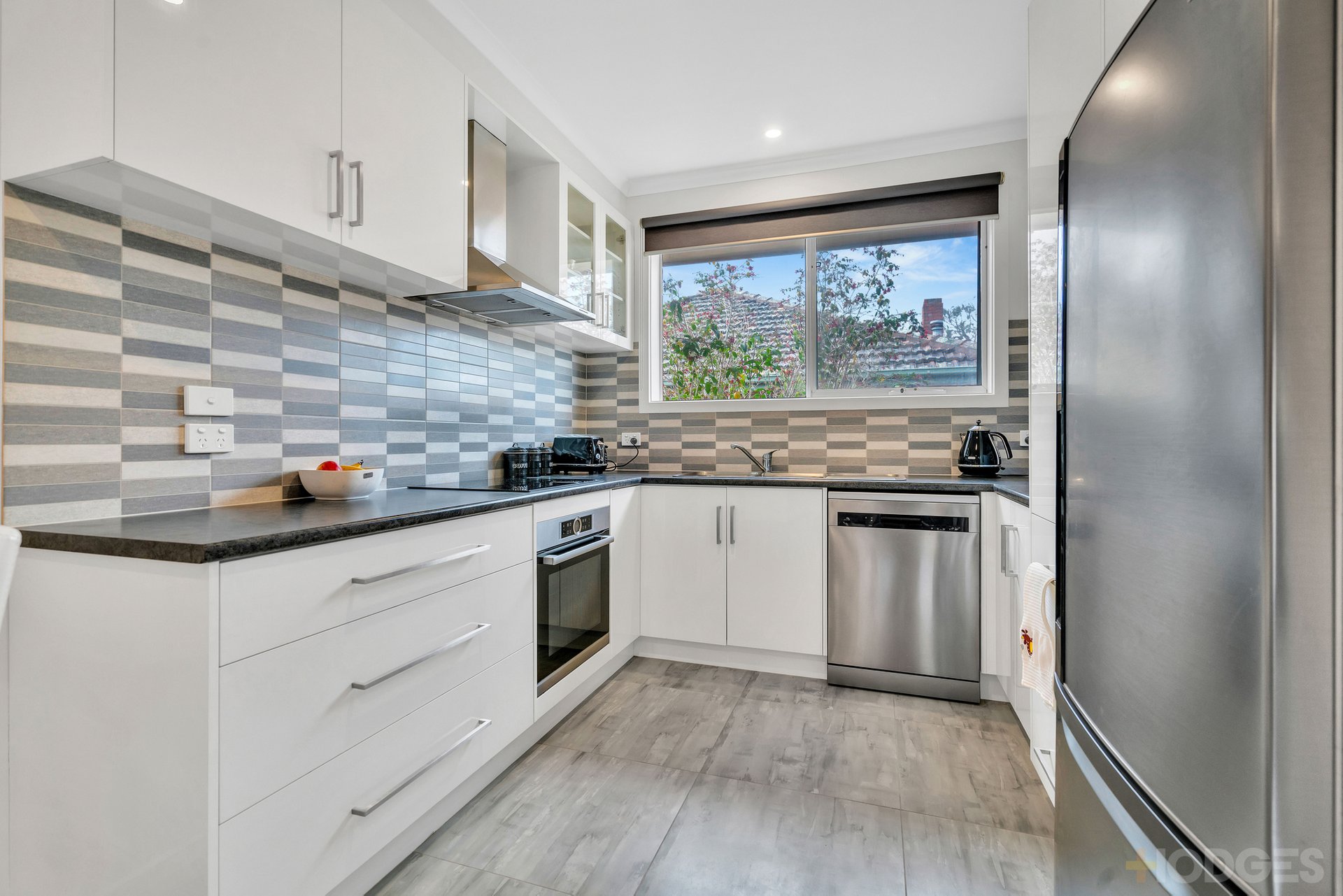 2 / 35-37 Balcombe Road Mentone