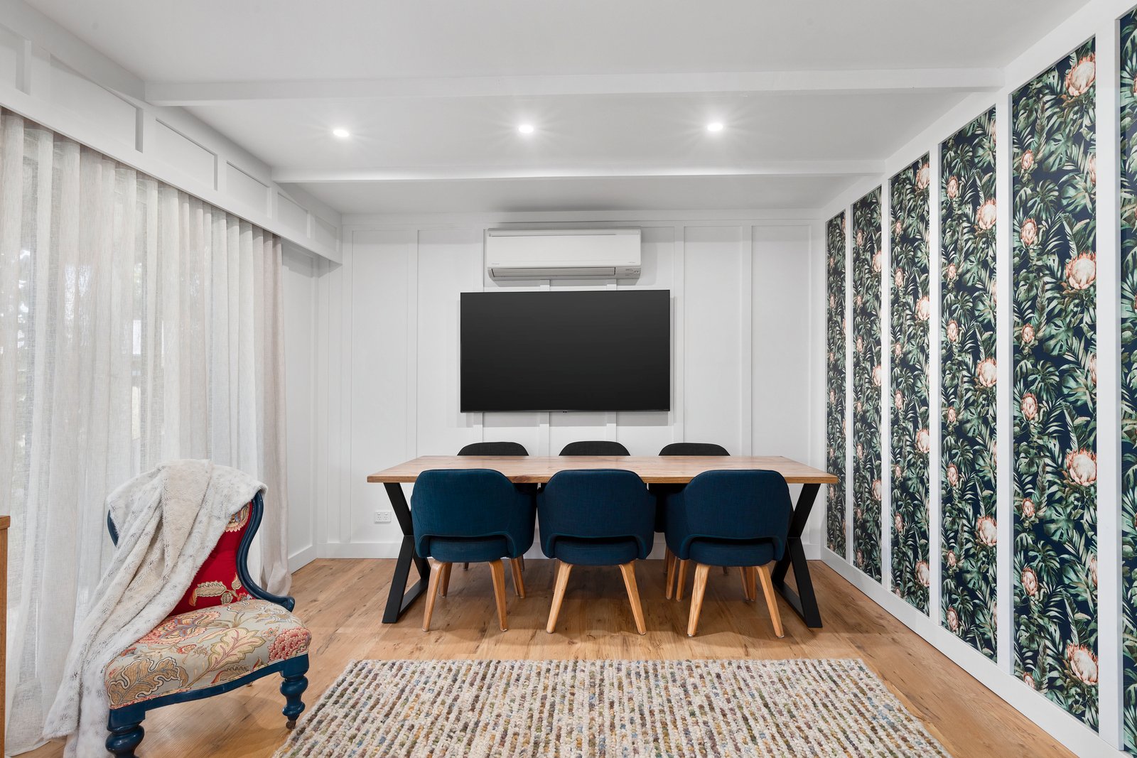 Property Gallery Thumbnail 6