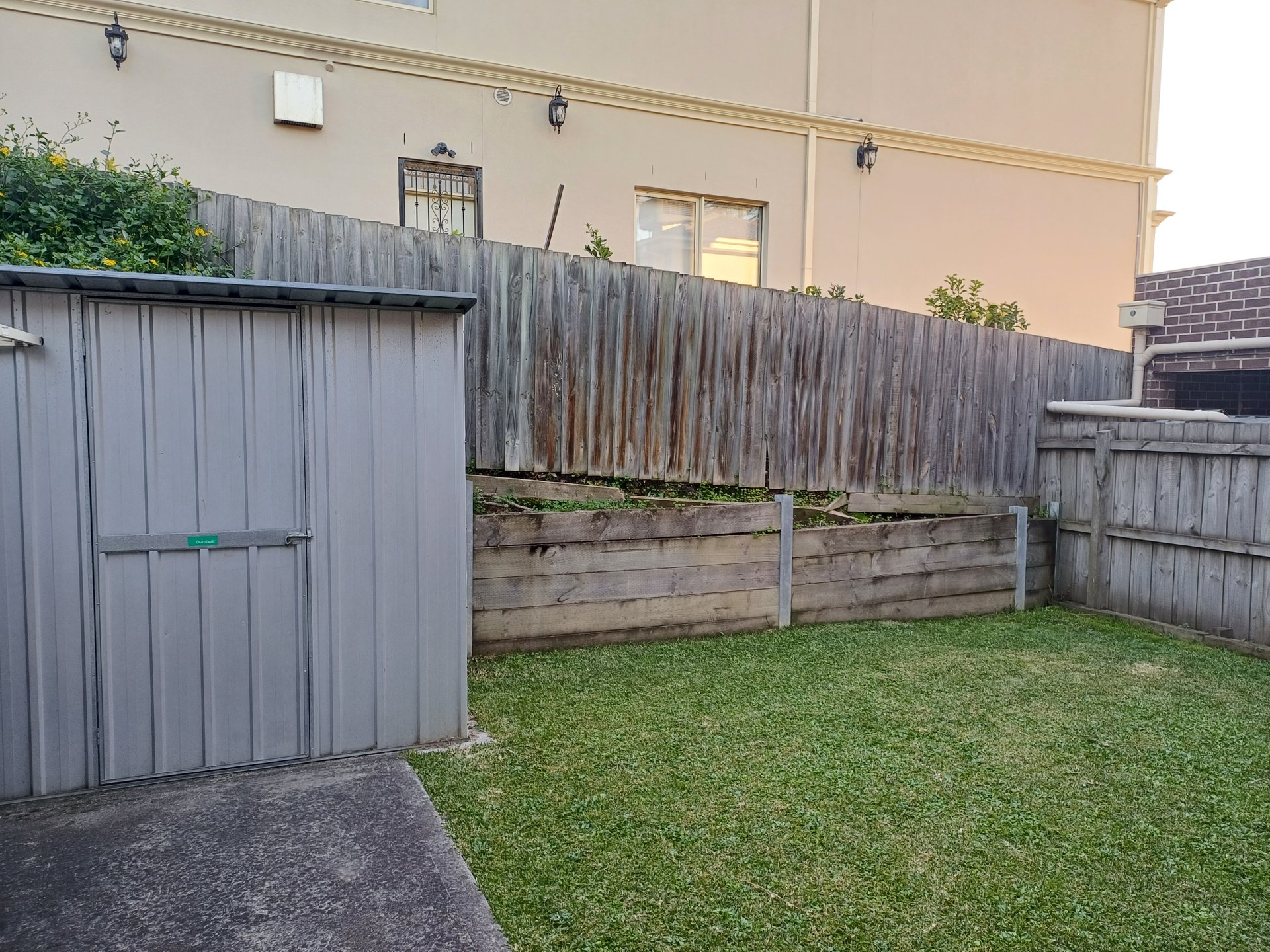 2/35 Angus Drive, Glen Waverley image 16